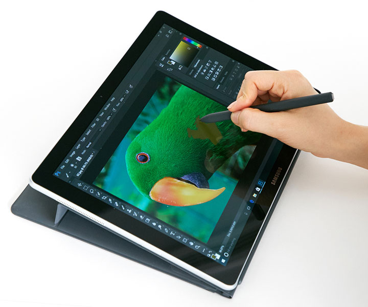 1488136485_Galaxy_Book_4