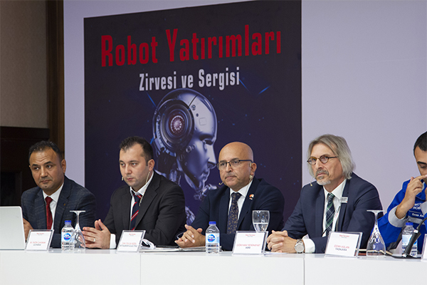 Pamuk Şekeri Yapan Japon Robot, Üretim Sanayisinin de Sağ Kolu