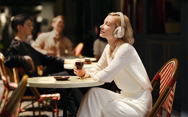 FreeBuds Studio Tüketiciye Tanıtıldı