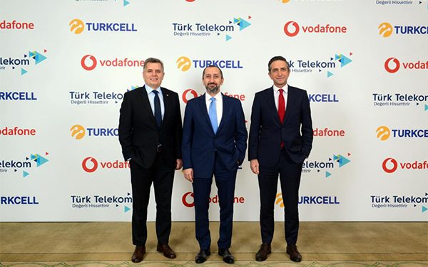 İletişimin Devlerinden Yerli İş Birliği