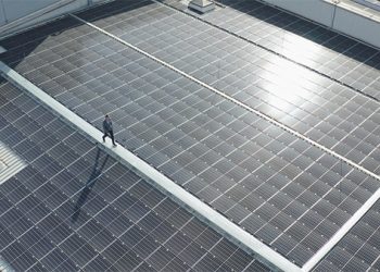 Vodafone, Bulut Müşterilerine %100 Yenilenebilir Enerjiyle Servis Verecek