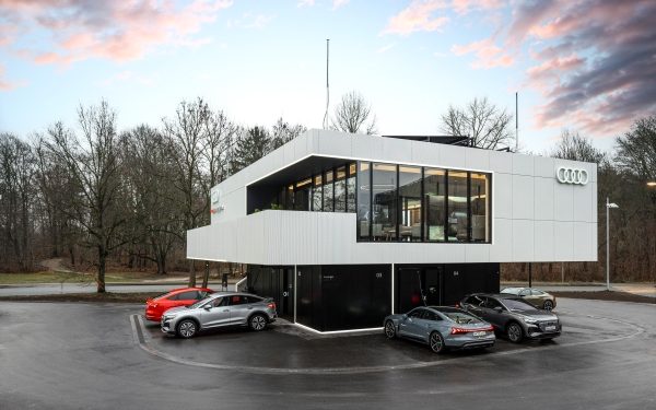 Kentsel Hızlı Şarj Uygulamalarında Bir İlk: Audi Şarj Merkezi Konsepti