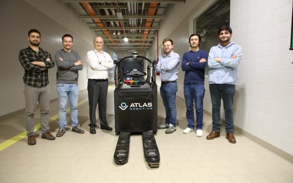 Sütaş Fabrikasında Ürün Transferleri Artık “Robot” İle Gerçekleşiyor