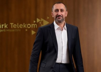 Ümit Önal: “Global iş birliklerimizi geliştiriyor, yerli teknolojileri dünyaya tanıtıyoruz”