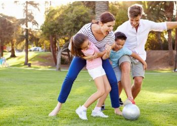 Araştırmaya göre Türk ebeveynlerin %75’i çocuklarıyla yeterince vakit geçirmediklerini düşünüyor