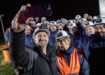 Türk Telekom CEO’su Ümit Önal: “Memleketin bir şehrini değil her şehrini fiber ağlarla örüyoruz”